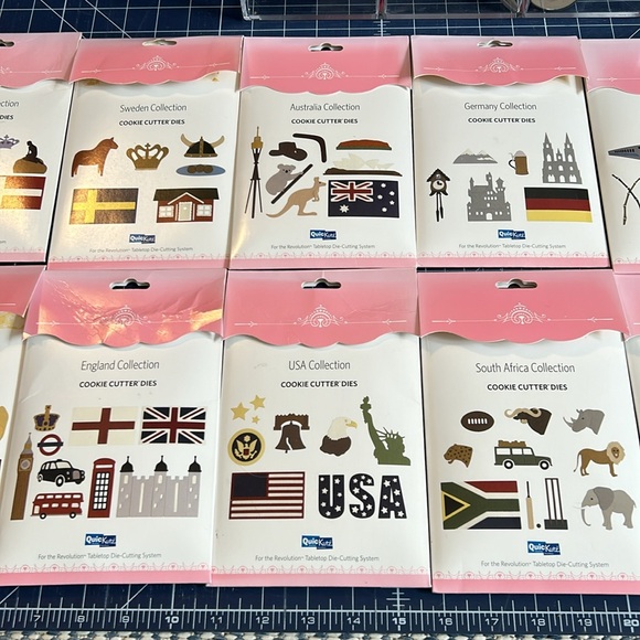 Bundle of 14 Quickutz Around the World thin metal cutting dies - Picture 4 of 7